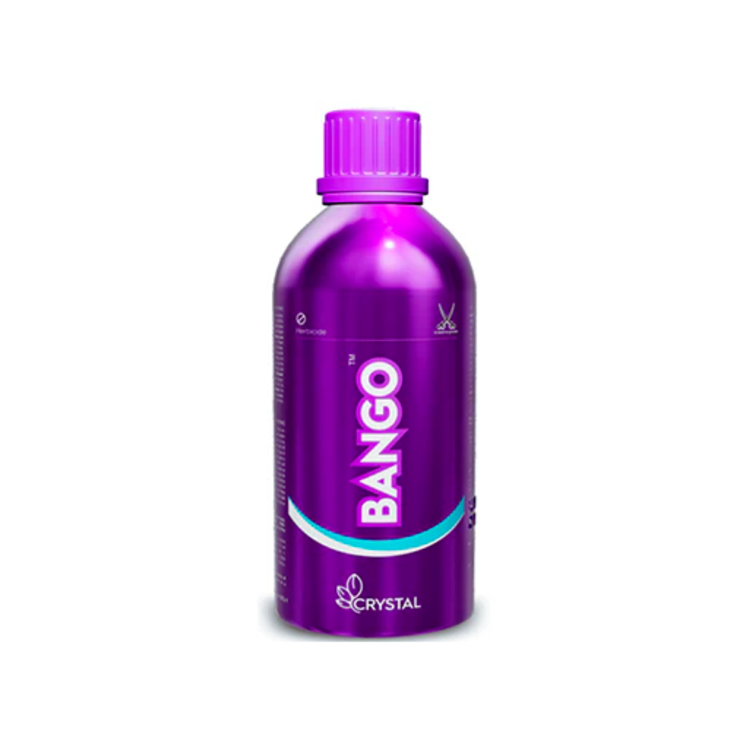 Bango herbicide bottle showing formulation -Quizalofop-P-ethyl 10% EC - a selective post-emergence herbicide used for effective control of grassy weeds in crops like rice, wheat, and maize, ensuring cleaner fields and improved crop growth.