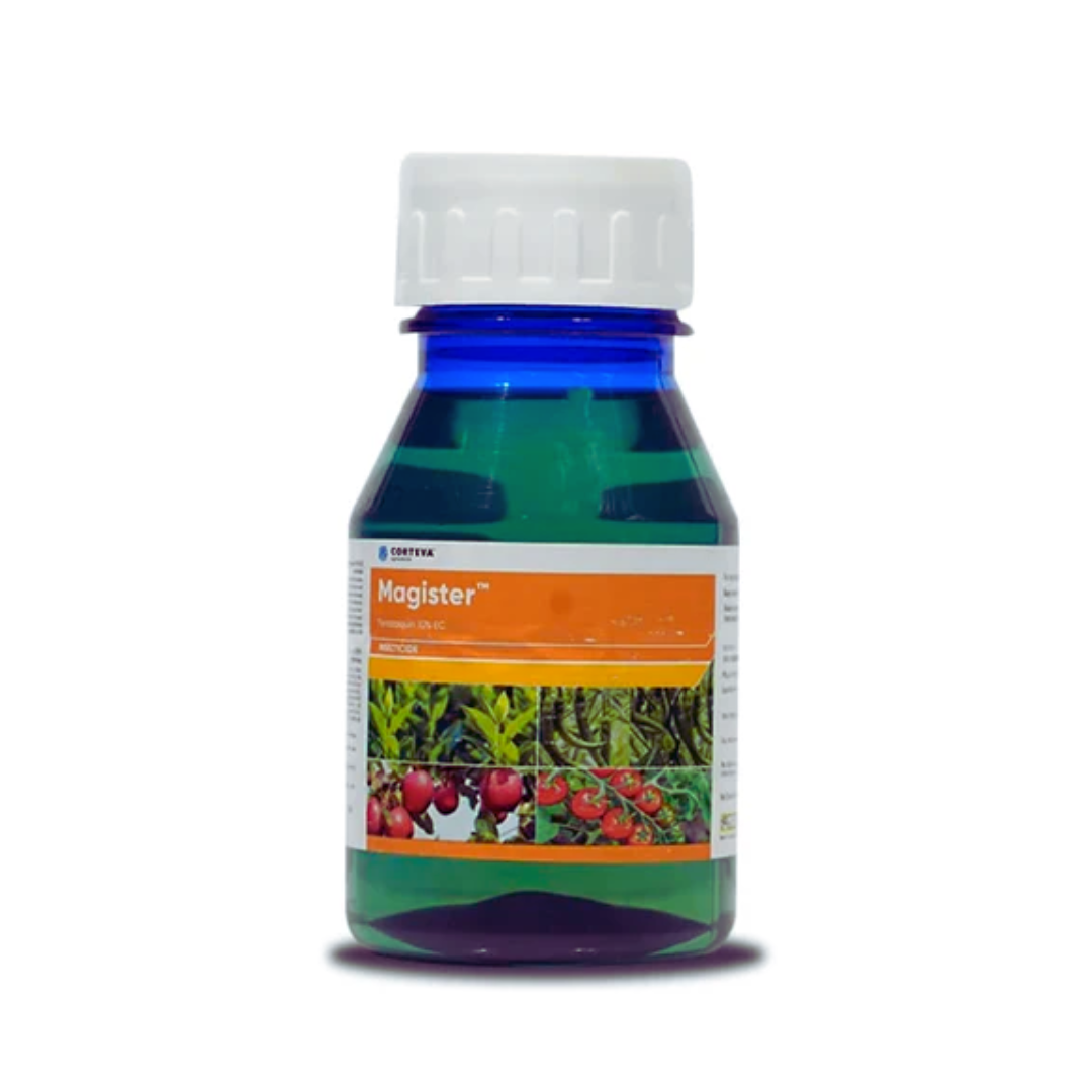 Bottle of Magister (Fenazaquin 10% EC) miticide and insecticide by PI Industries, used to control mites and sucking pests in crops like cotton, chili, and fruits, providing long-lasting protection with contact and translaminar action.